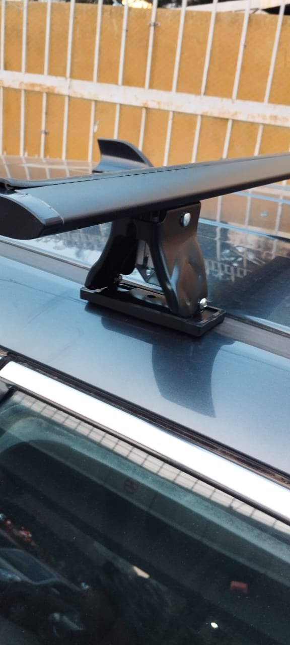 Universal Cross Bar